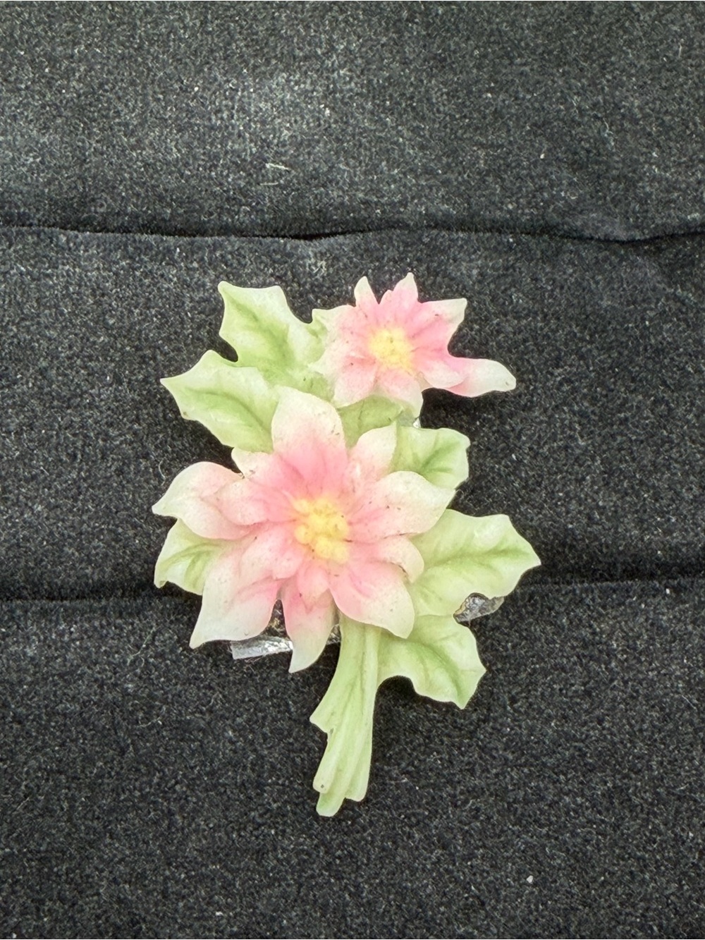 Vintage Seraphim Classics Flower Bouquet Pin Acrylic Floral Jewelry Pink